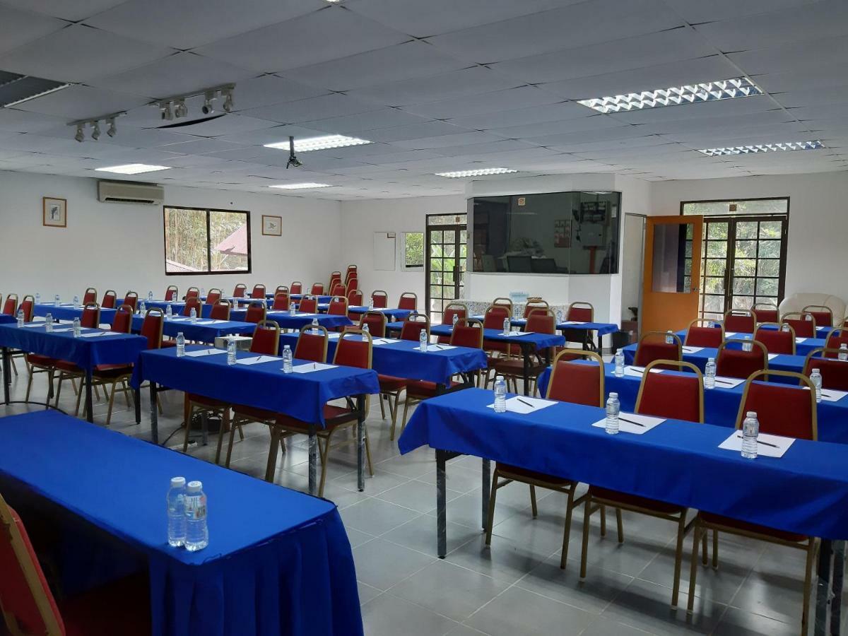 Serene Resort & Training Centre Bukit Tinggi Exterior foto