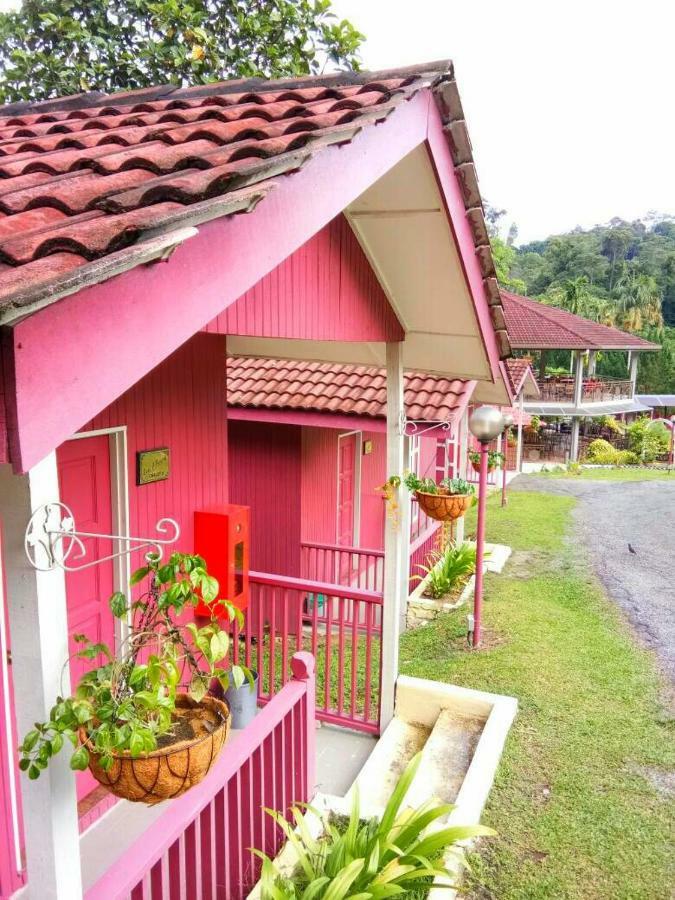 Serene Resort & Training Centre Bukit Tinggi Exterior foto